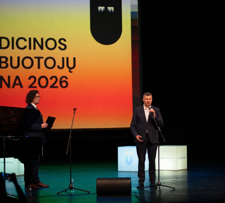 Sveikiname su Medicinos darbuotojų diena!