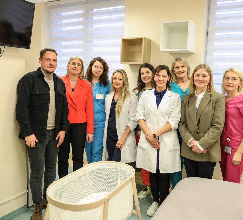 Utenos ligoninės akušerijos-ginekologijos skyriuje duris atvėrė dvi naujos, modernios ir jaukios pogimdyvinės palatos